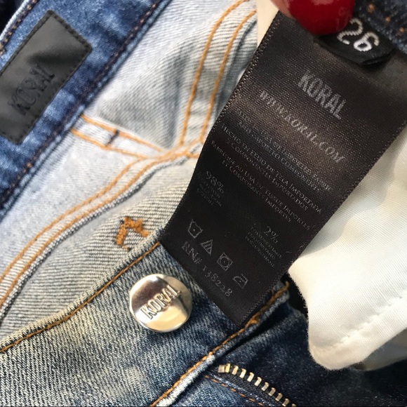 Koral Jeans Distressed Cropped Denim Boyfriends - Picture 6 of 7